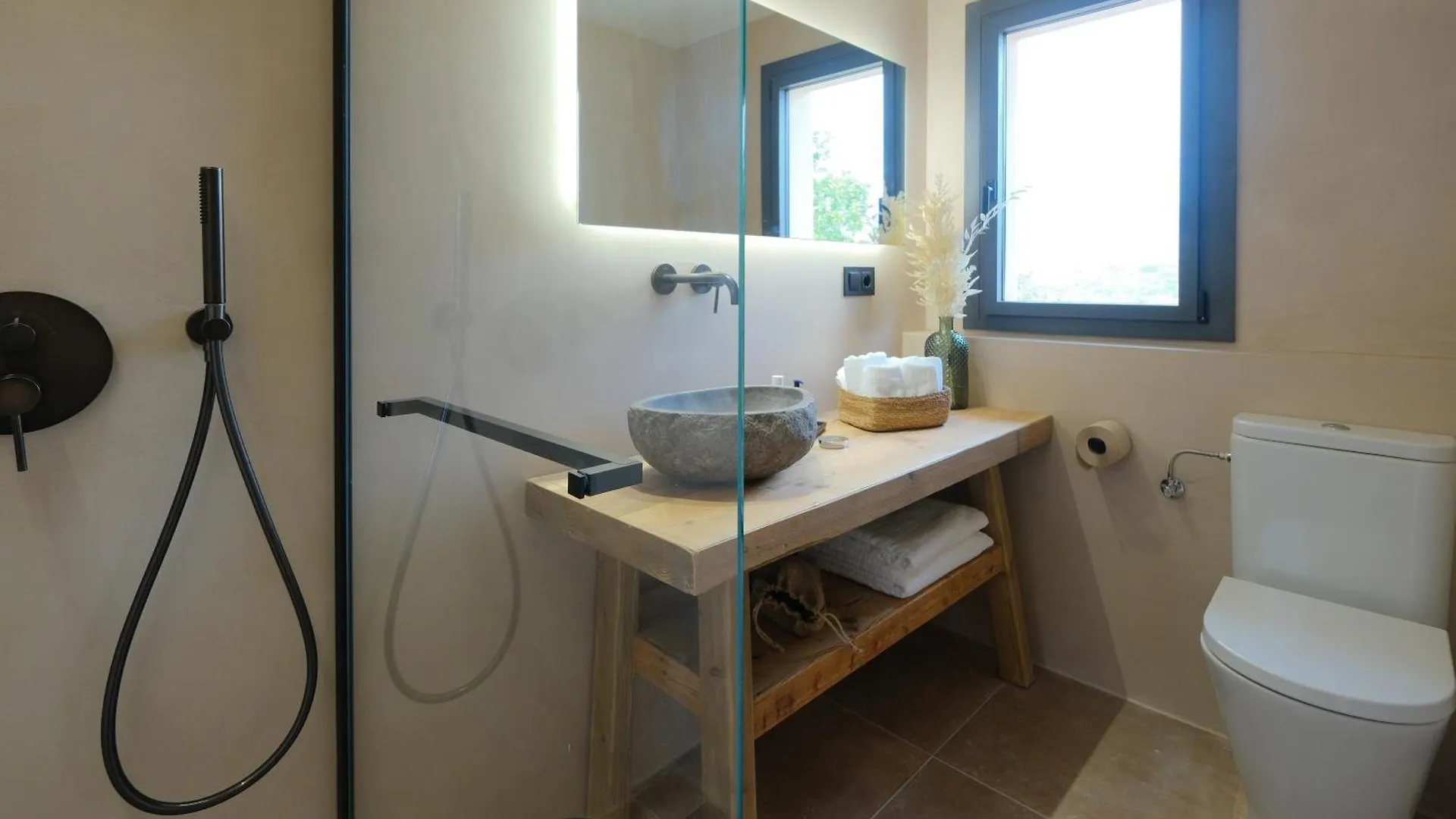 Masia Mateu De L'Agusti Llimiana Chalet
