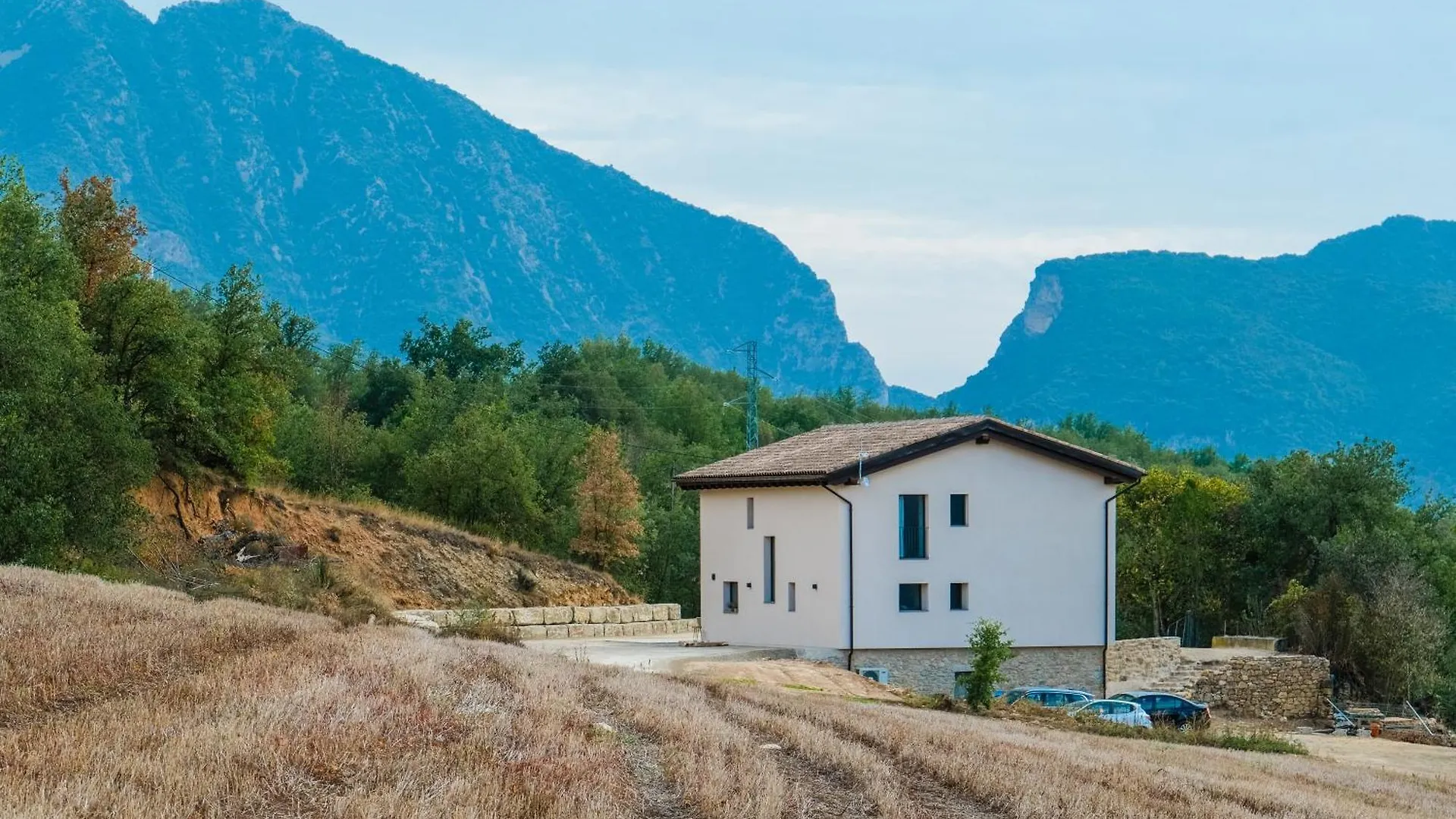 Masia Mateu De L'Agusti Llimiana